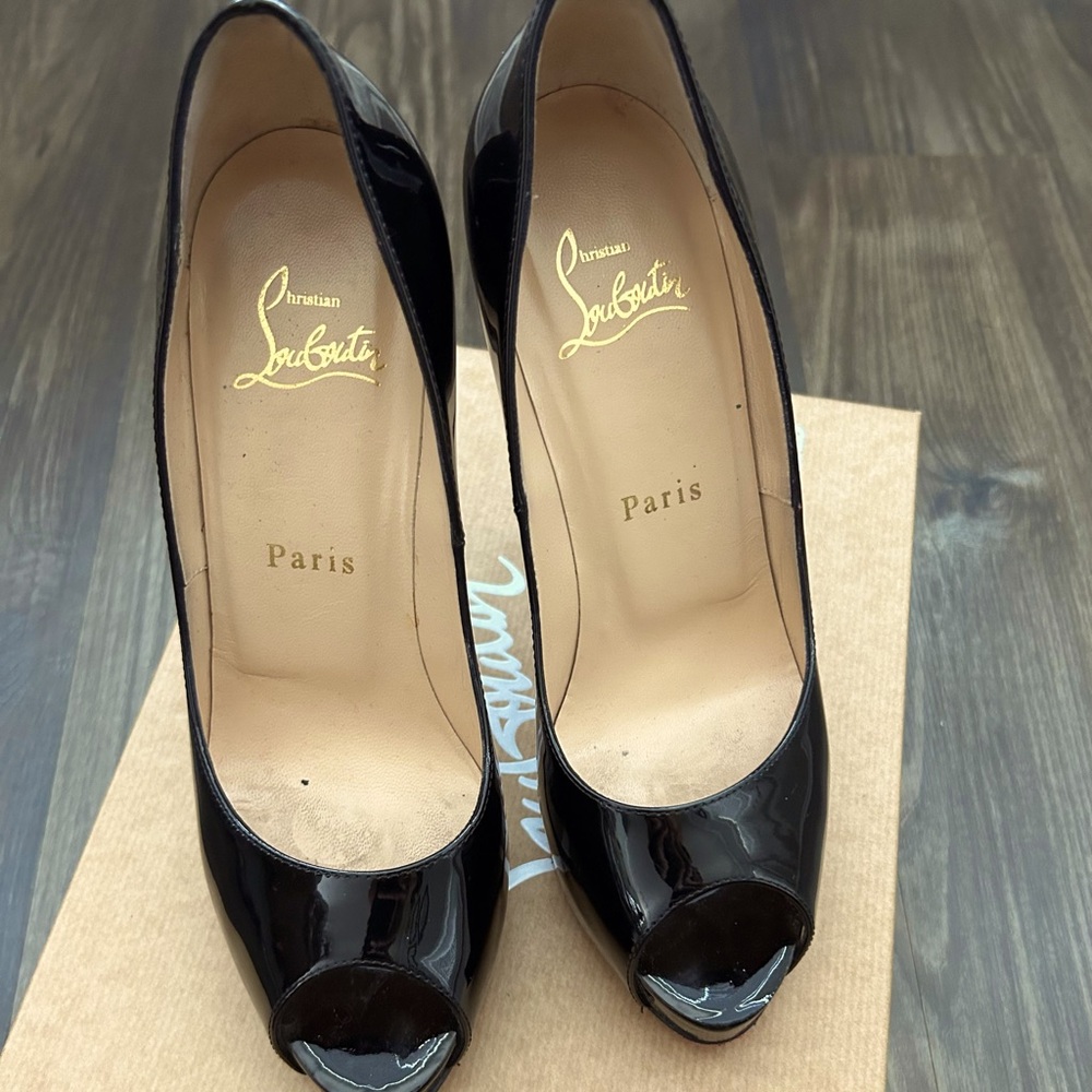 Christian Louboutin NEW VERY PRIVE 120mm black heels
